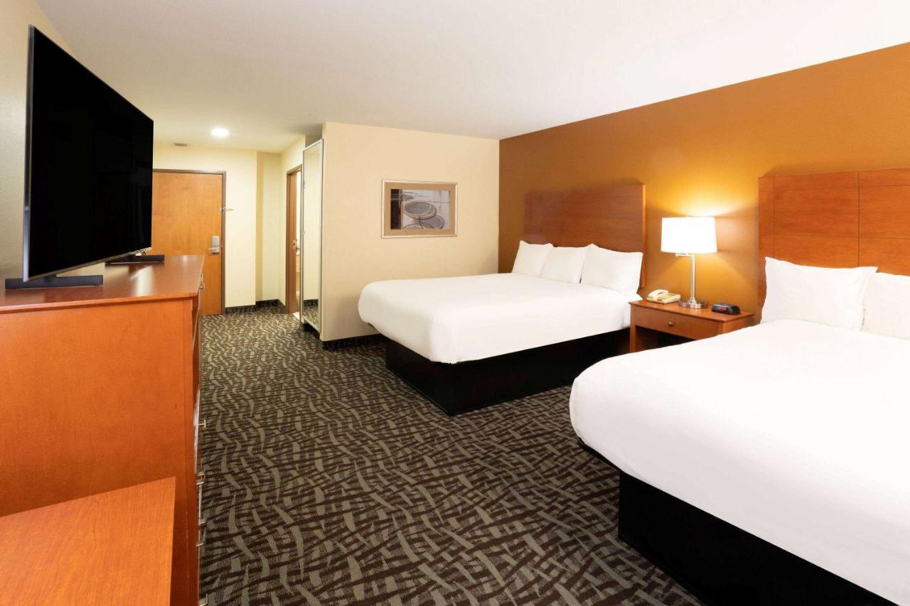 Baymont By Wyndham Savannah South Georgetown Eksteriør billede